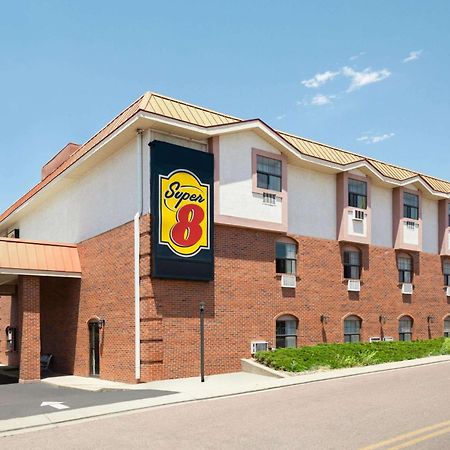 Super 8 By Wyndham Colorado Springs/Afa Area Hotel Exterior photo